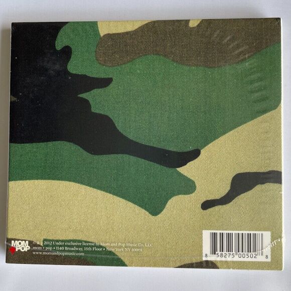 Sleigh Bells – Reign of Terror – Compact Disc, CD, 28 pg Booklet, Mom + Pop NEW - Picture 2 of 2